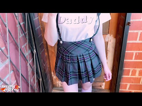 ❤️ 여학생은 그녀의 거시기를 깊이 빨고 수업 대신 성교합니다. ❤️❌ 포르노 우리 ❌️❤